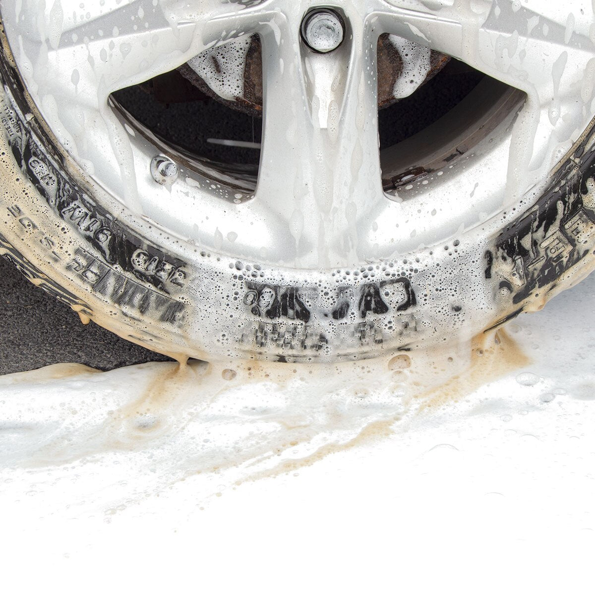 500ml Wolf Chem Snow Foam with Cherry Fragrance Car Valet Wax & Shampoo - Image 5