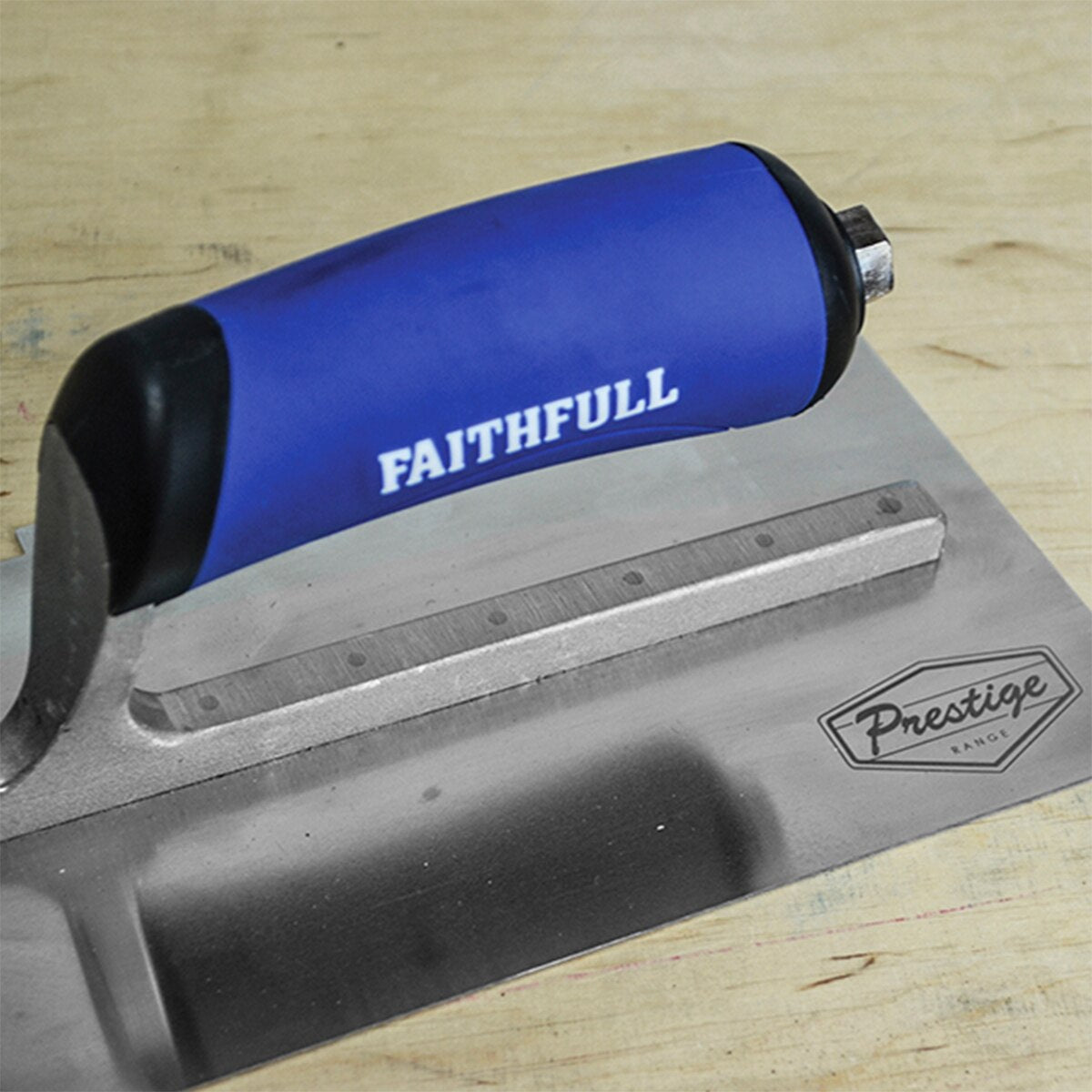 Faithfull Prestige Notched Trowel 275 x 115mm (11 x 4.1/2in) 6mm Notch - FAIPTNT11SS - Image 3