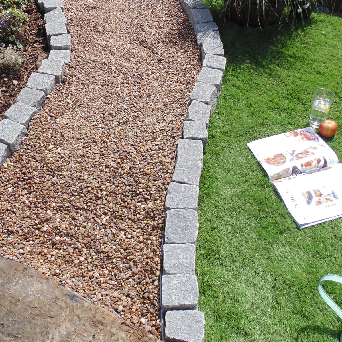 Deco-Pak Pea Gravel 10mm Decorative Aggregate - Image 5