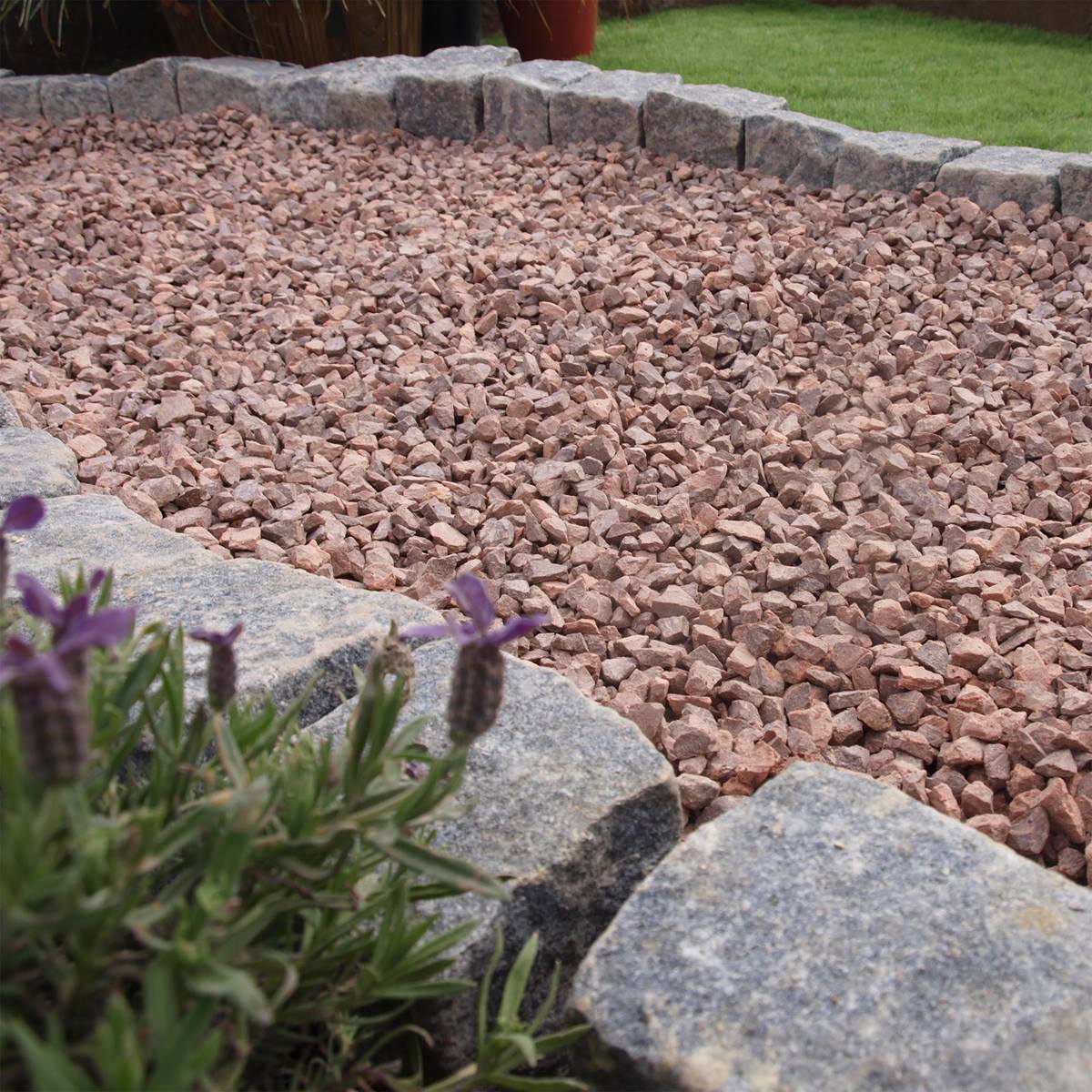 Deco-Pak Red Flame 14mm Decorative Aggregate - Image 4