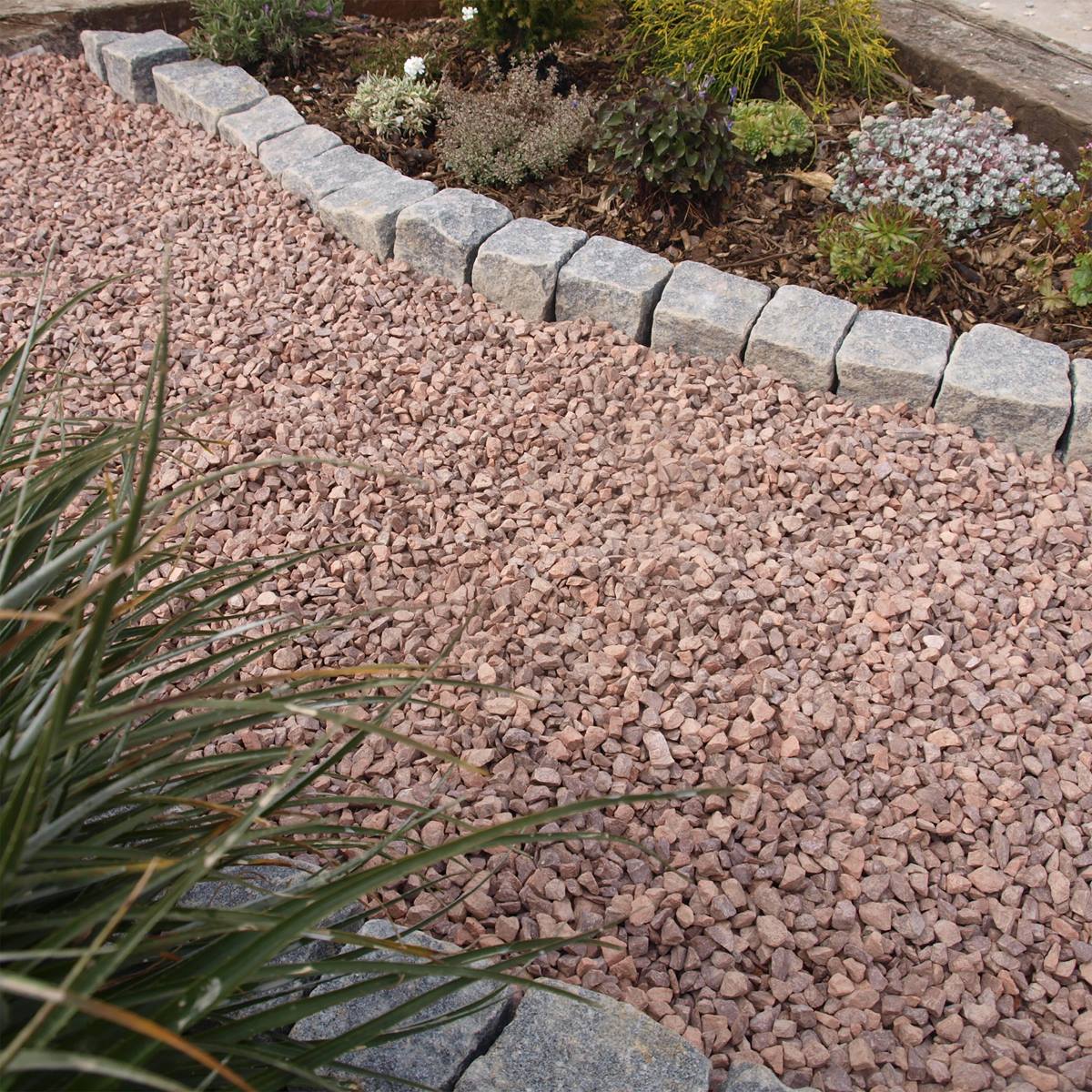 Deco-Pak Red Flame 14mm Decorative Aggregate - Image 5