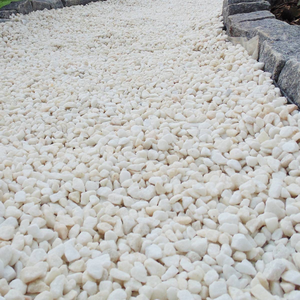 Deco-Pak White Spar 14mm Decorative Aggregate - Image 3