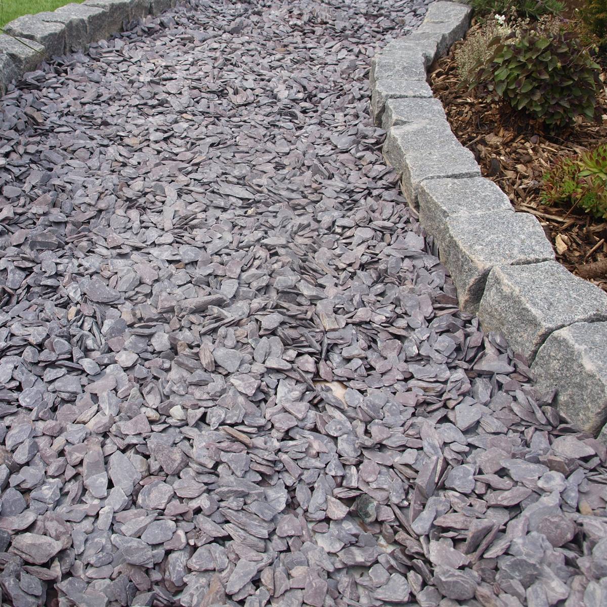 Deco-Pak Plum Slate 5-30mm Decorative Aggregate - Image 5