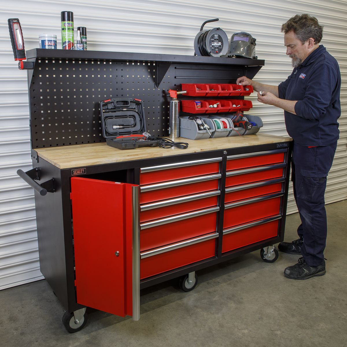 Sealey Mobile Workstation 10 Drawer with Backboard - Image 2