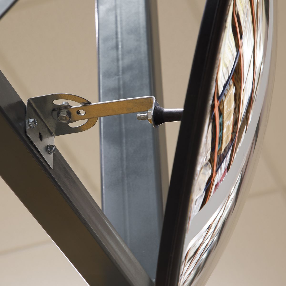 Sealey Convex Mirror Wall Mounting 450mm - Image 7