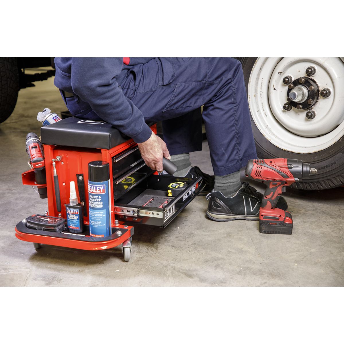 Sealey Mechanic's Utility Seat & Toolbox Red - Image 6