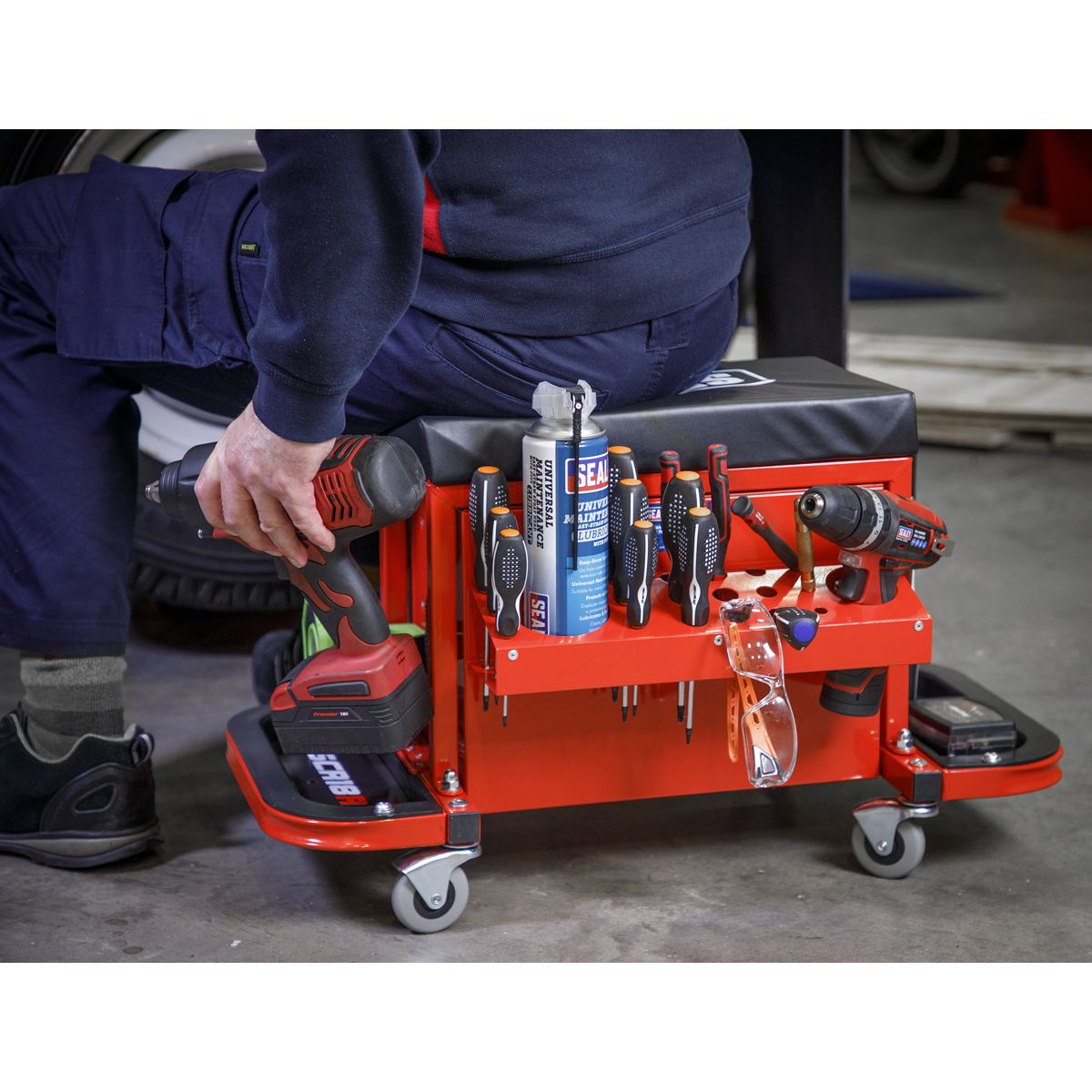 Sealey Mechanic's Utility Seat & Toolbox Red - Image 8