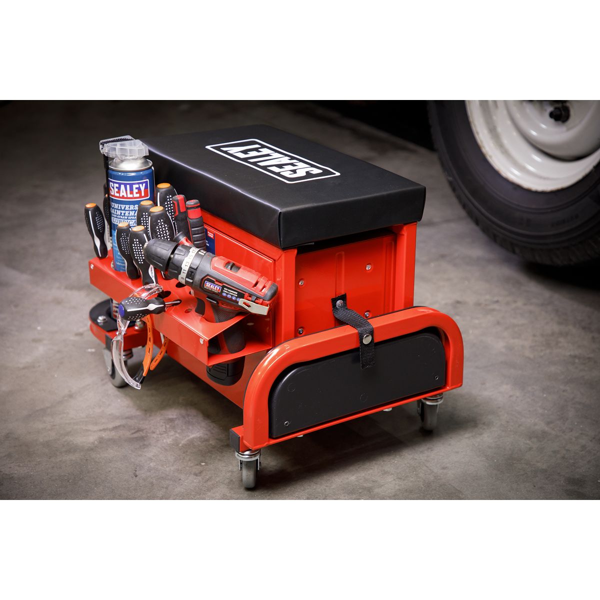 Sealey Mechanic's Utility Seat & Toolbox Red - Image 10