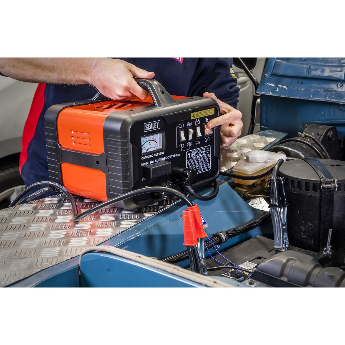 Sealey Starter/Charger 180/40A 12/24V 230V - Image 8