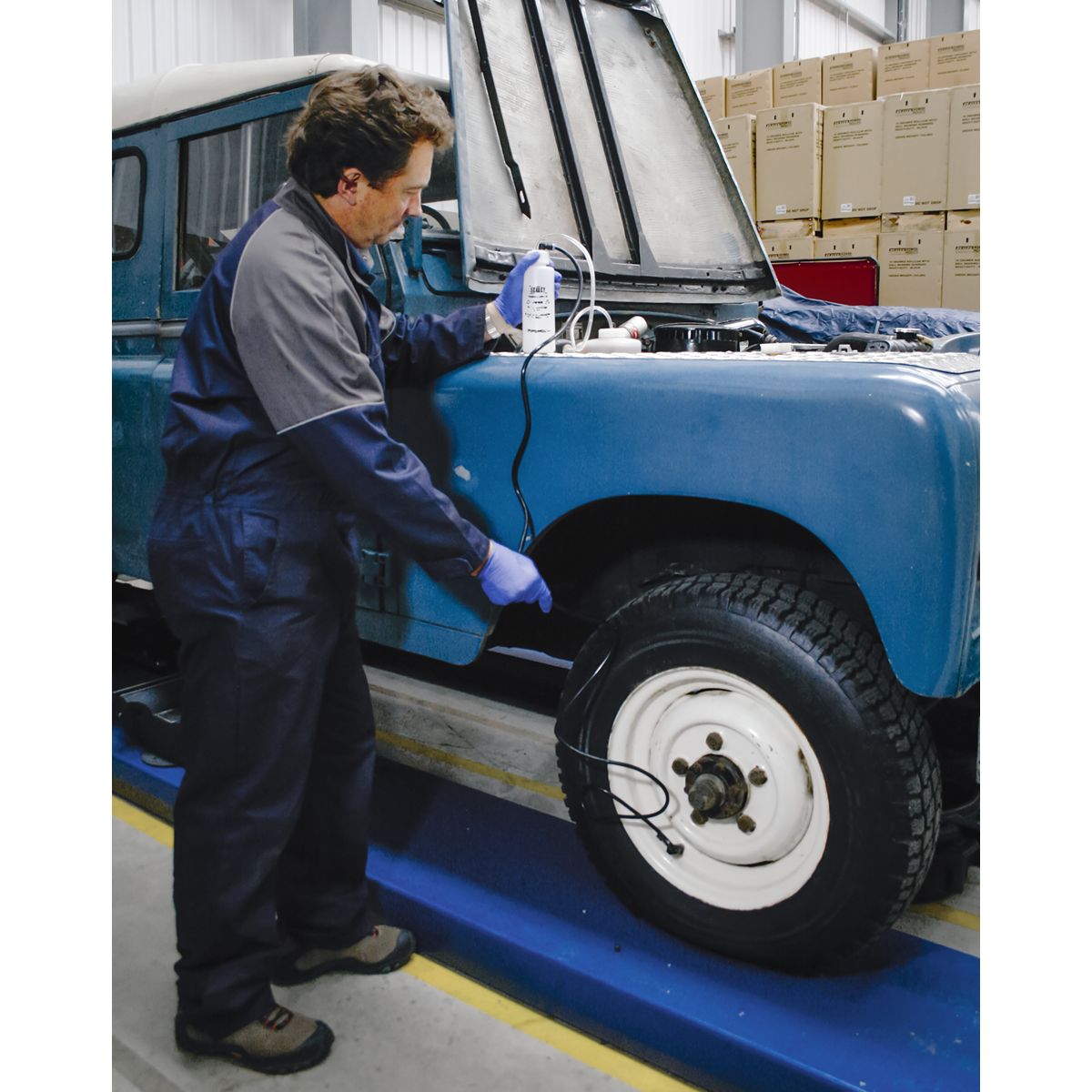 Sealey Automatic Brake & Clutch Bleeder - Image 8