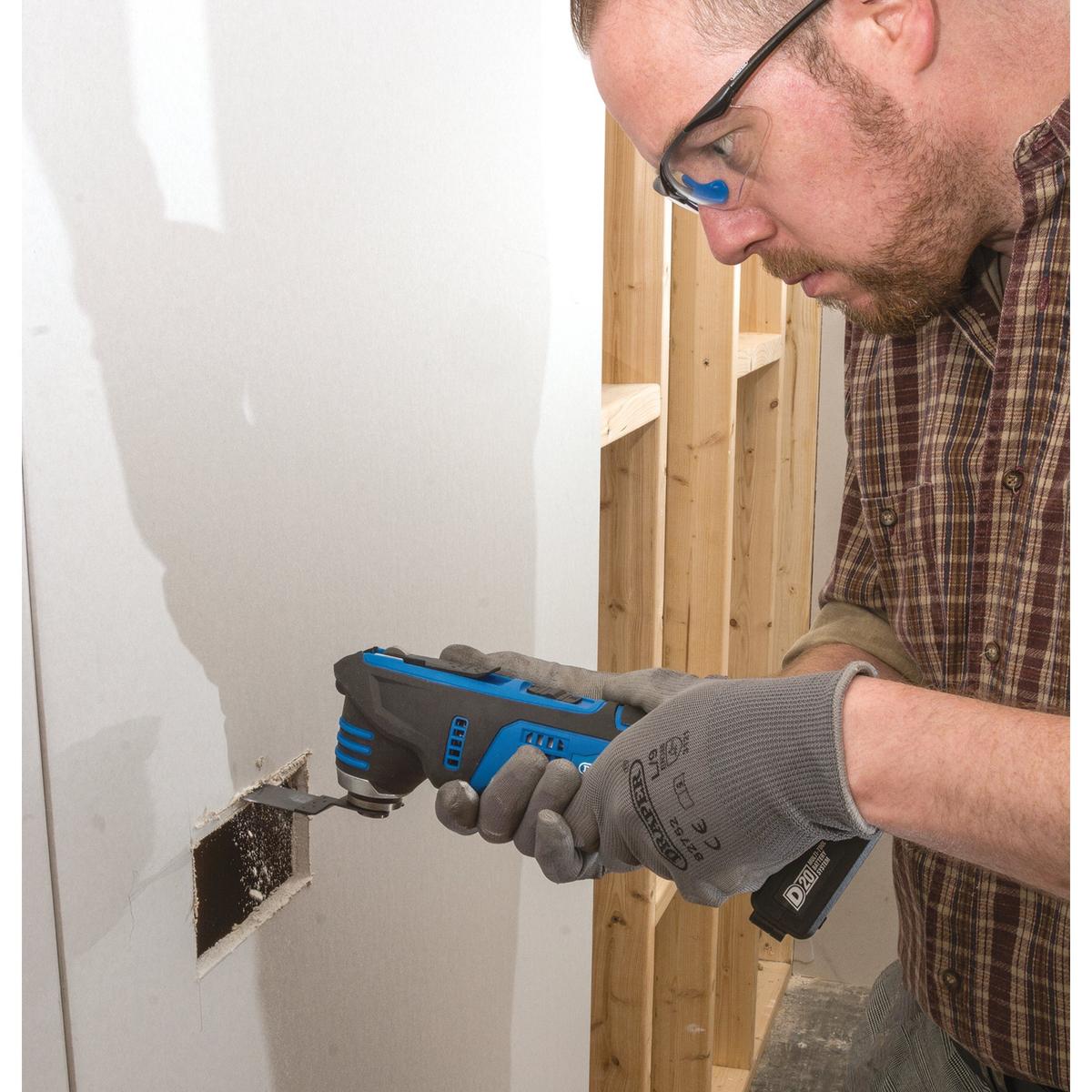 Draper D20 20V Oscillating Multi-Tool, 1 x 2.0Ah Battery, 1 x Charger (9 Piece) - Image 4