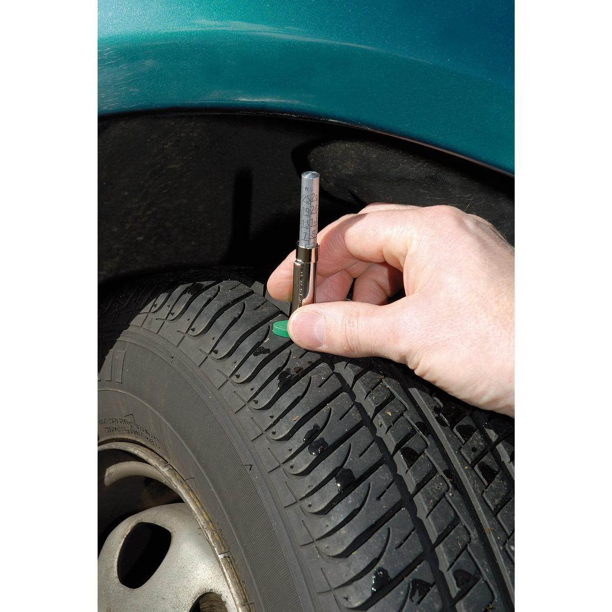 Draper Tyre Tread Depth Gauge, 1-26mm - Image 3
