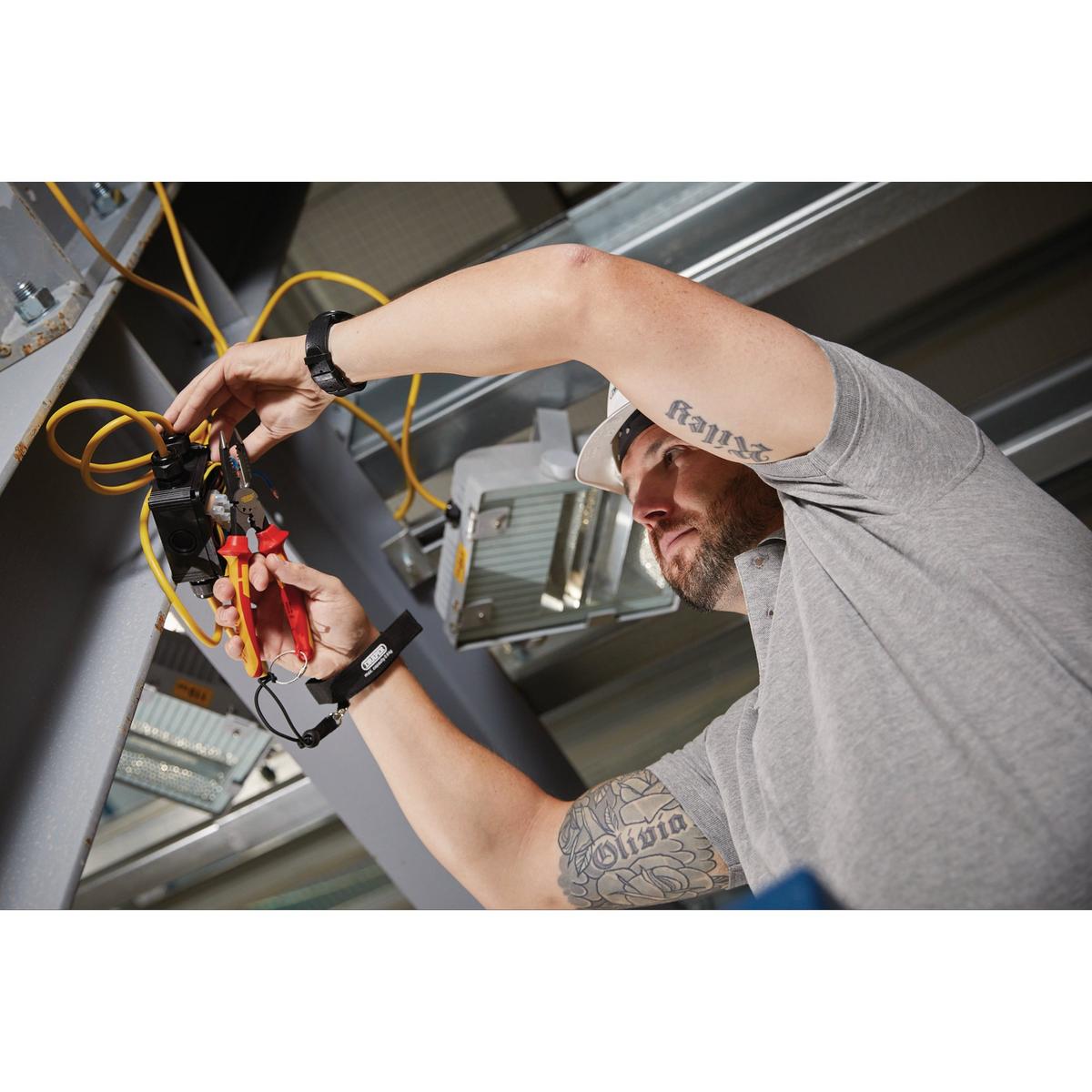 Draper XP1000 VDE Multi-Purpose Pliers, 225mm, Tethered - Image 3
