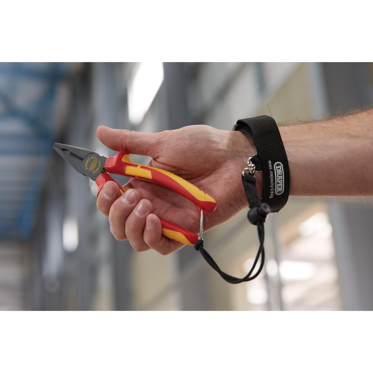Draper XP1000 VDE Combination Pliers, 180mm, Tethered - Image 3