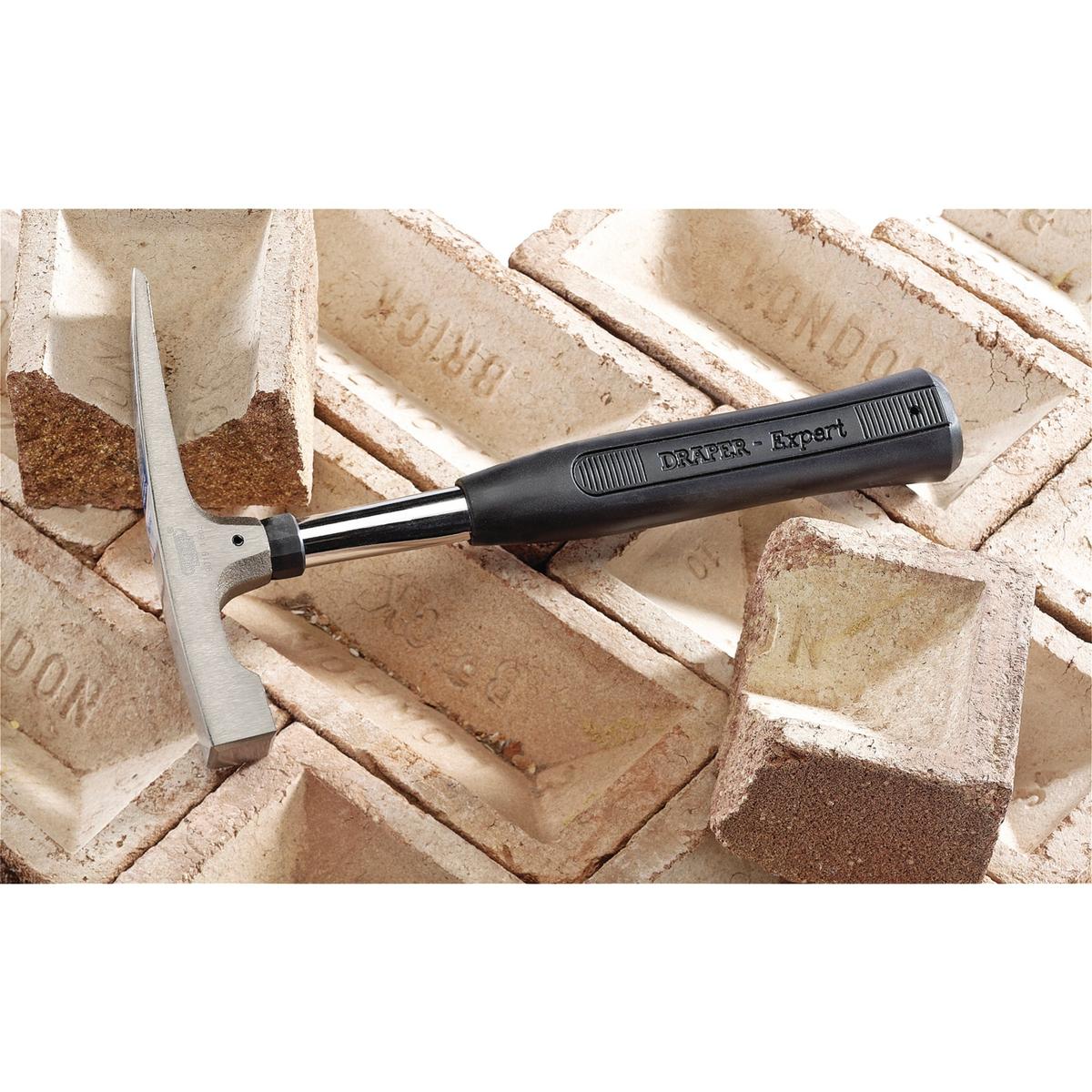 Draper Expert Brick Hammer with Tubular Steel Shaft, 450g/16oz - Image 2