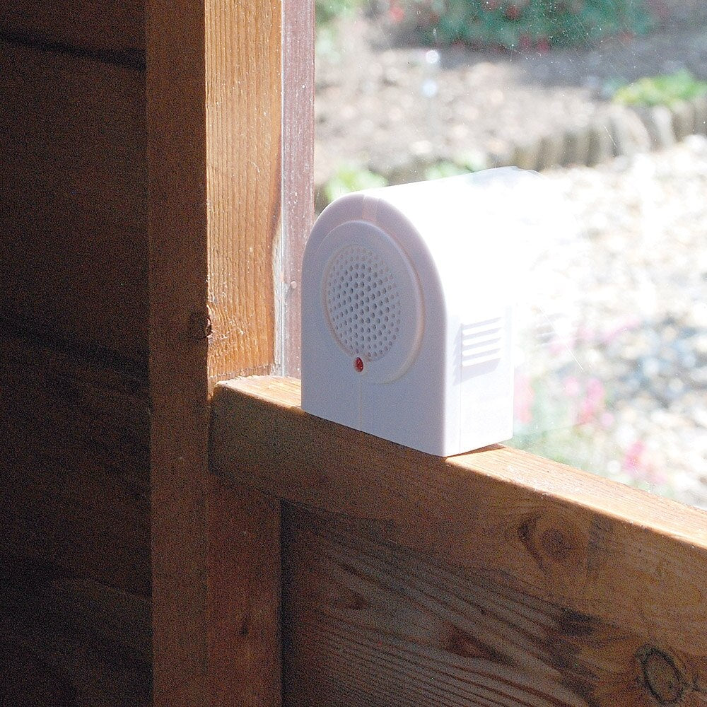 The Big Cheese - Battery Powered Ultrasonic Mouse Repellent - Image 3