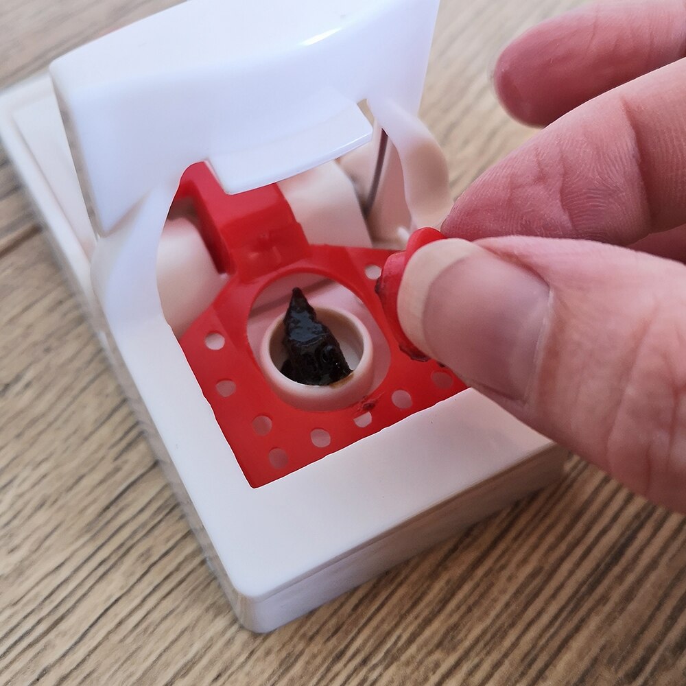 The Big Cheese Ready Baited Mouse Trap 2 Pack - Image 5