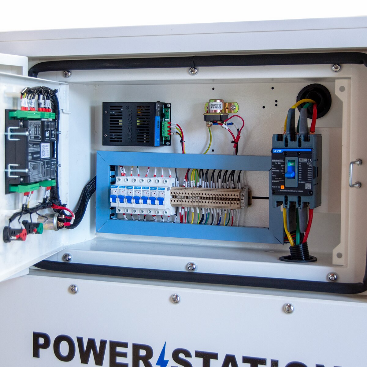 Wolf CONTRACTOR 44kVA 35.2kw 220L 3 Phase Diesel Generator - Image 4