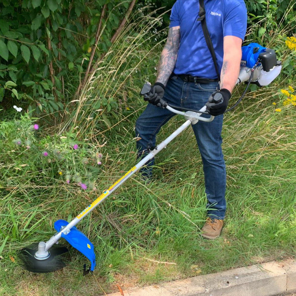 Bloggs Big Horn 2-in-1 Petrol Grass Trimmer and Brush Cutter