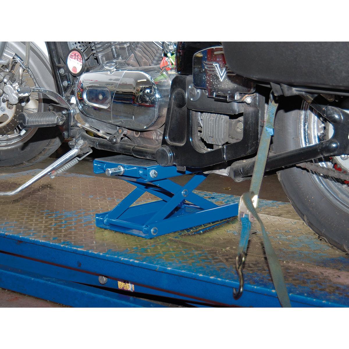 Draper Motorcycle Scissor Stand with Pad, 450kg - Image 4
