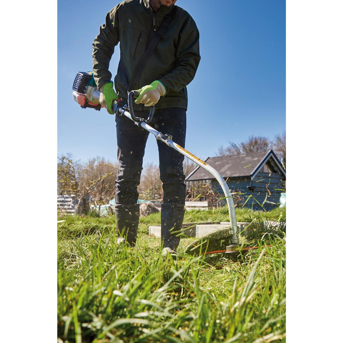 Draper 2-in-1 Petrol Grass and Hedge Trimmer, 33cc/2HP - Image 6