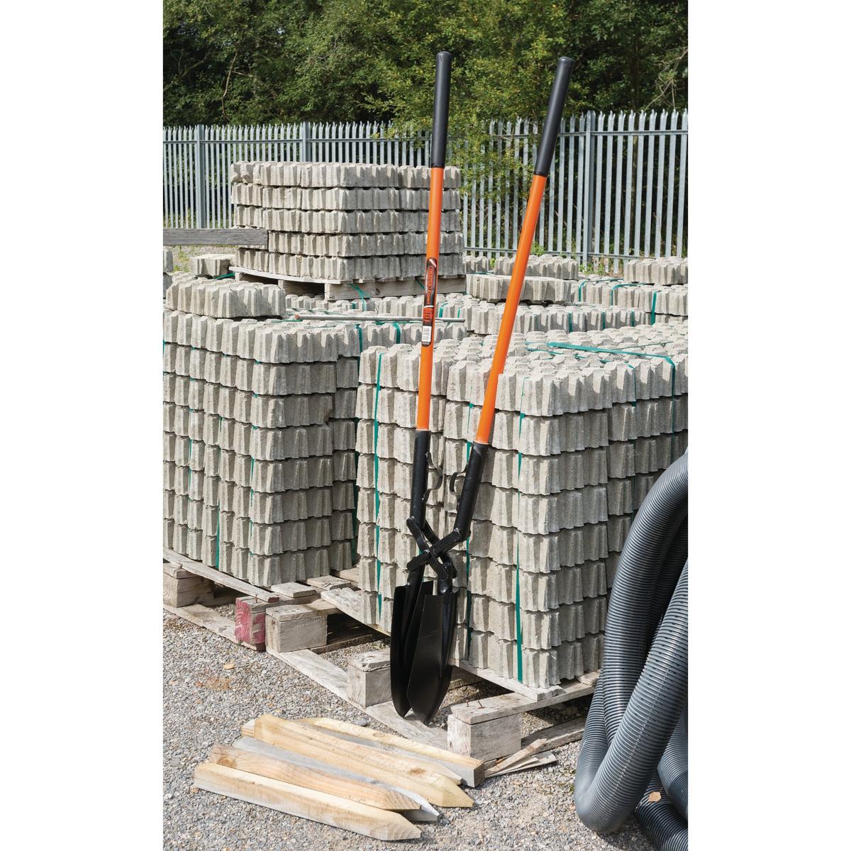 Draper Expert Fully Insulated Contractors Post Hole Digger - Image 2