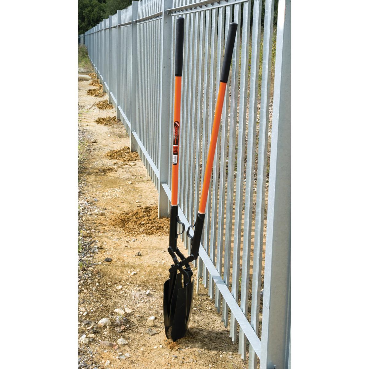 Draper Expert Fully Insulated Contractors Post Hole Digger - Image 3
