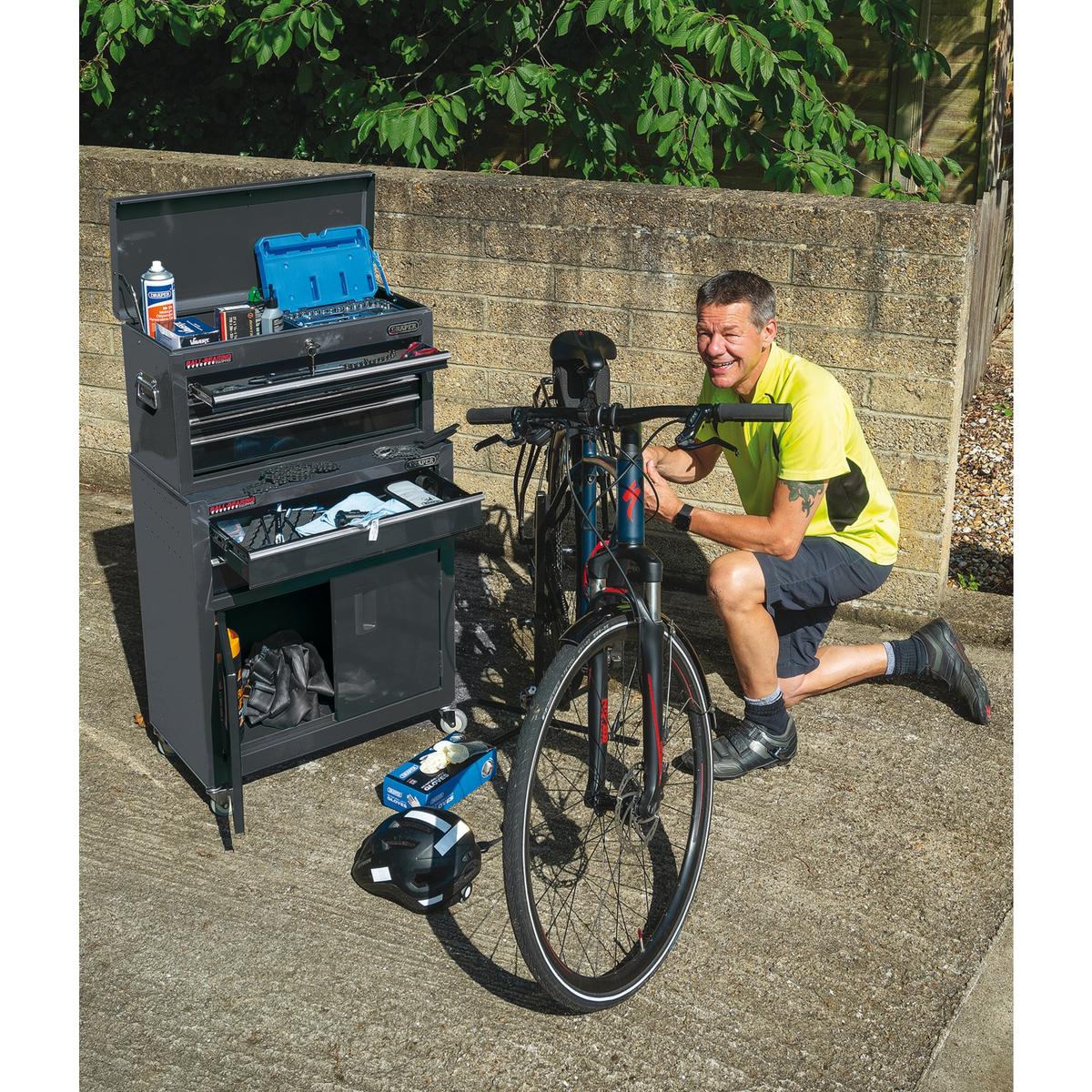 Draper Combined Roller Cabinet and Tool Chest, 6 Drawer, 24", Black - Image 3