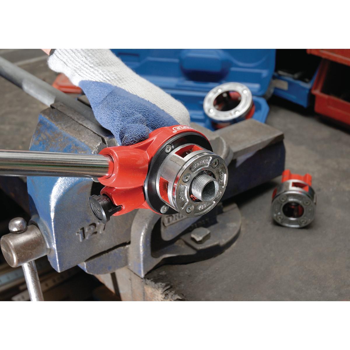 Draper Imperial Ratchet Pipe Threading Kit (7 Piece) - Image 3