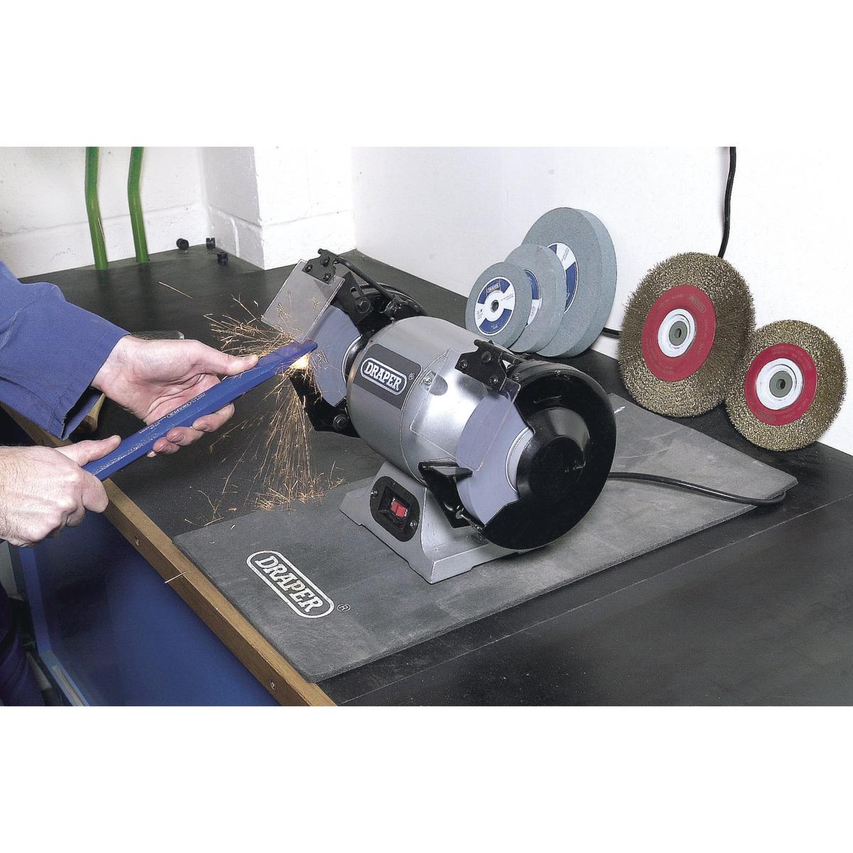 Draper 230V Heavy Duty Bench Grinder, 150mm, 370W - Image 3