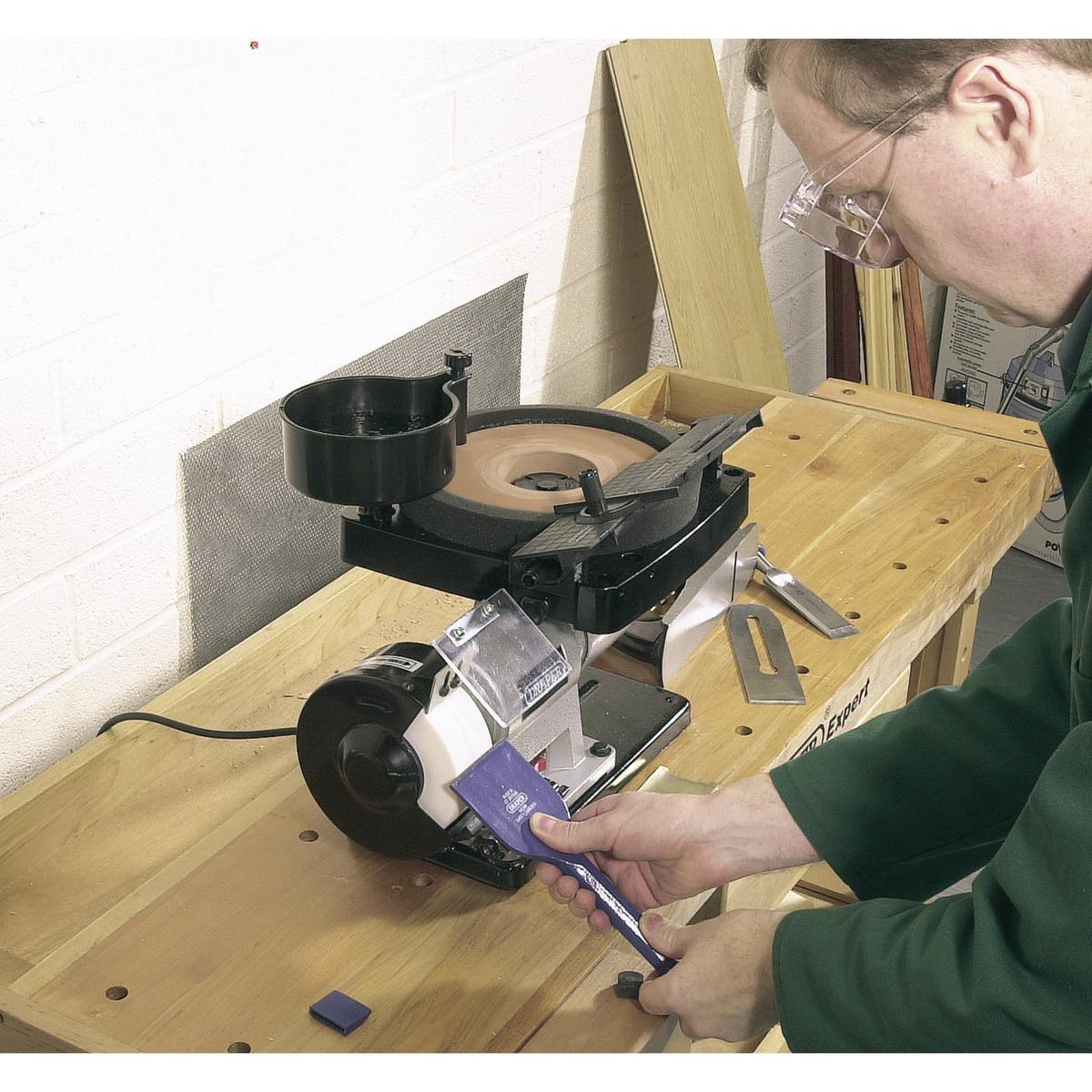 Draper Wet and Dry Bench Grinder, 350W - Image 4