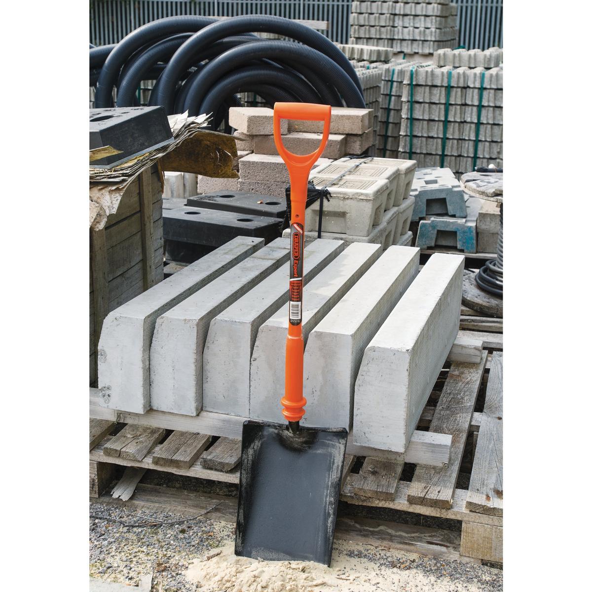 Draper Expert Fully Insulated Contractors Taper Mouth Shovel - Image 2