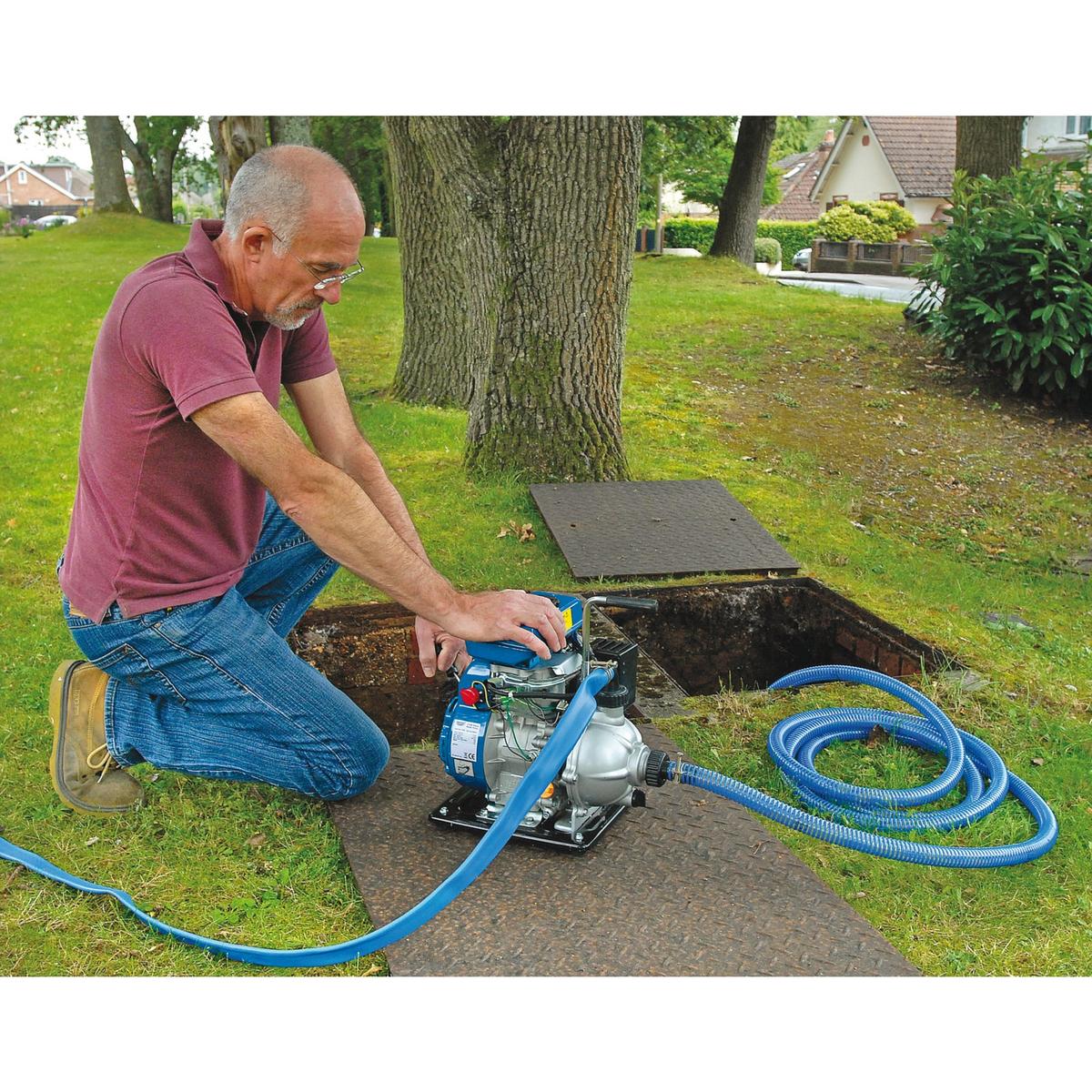 Draper Expert Petrol Water Pump, 85L/min, 2.5HP - Image 4