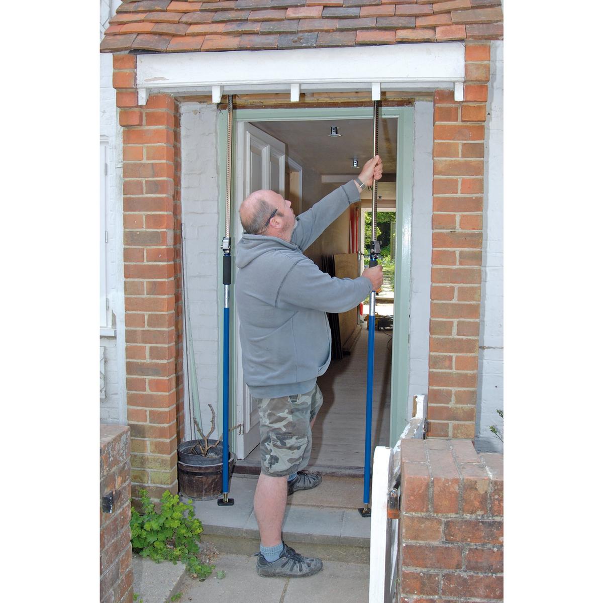 Draper Expert Pair of Quick Action Telescopic Support Rods - Image 4