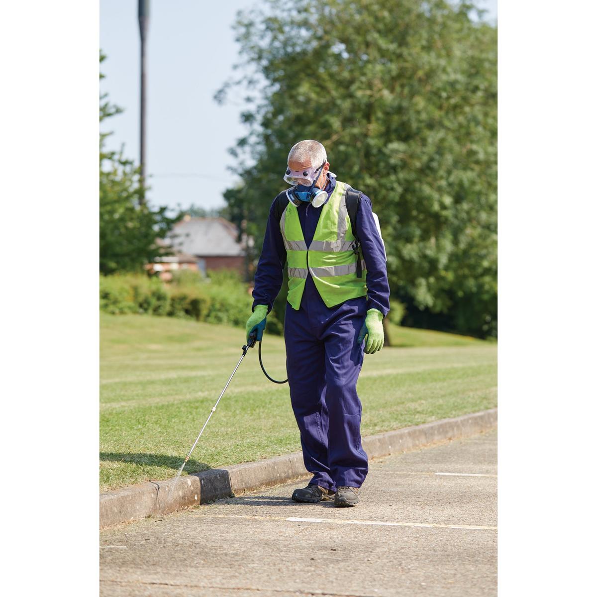 Draper D20 20V Backpack Sprayer, 12L (Sold Bare) - Image 4