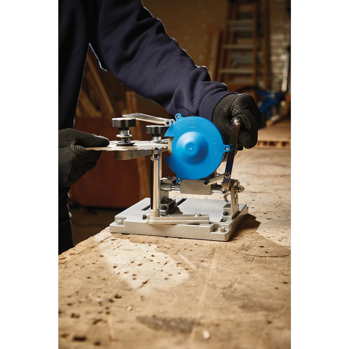 Draper Storm Force 230V Circular Saw Blade Sharpener, 110W - Image 4