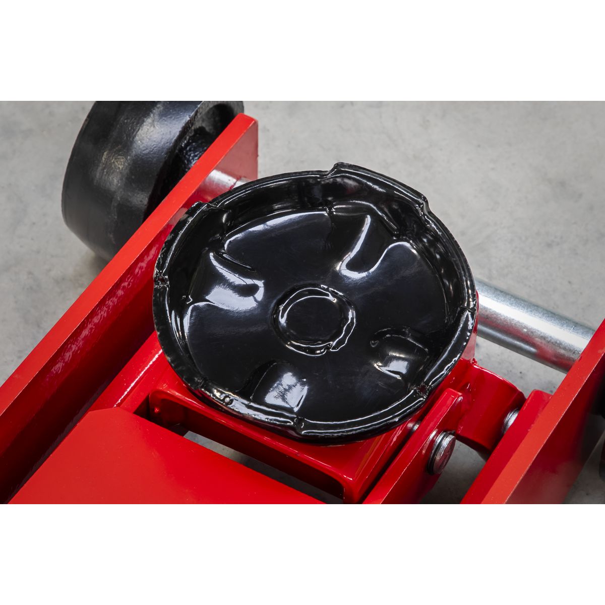 Sealey Long Reach High Lift Commercial Trolley Jack 2 Tonne - Image 3