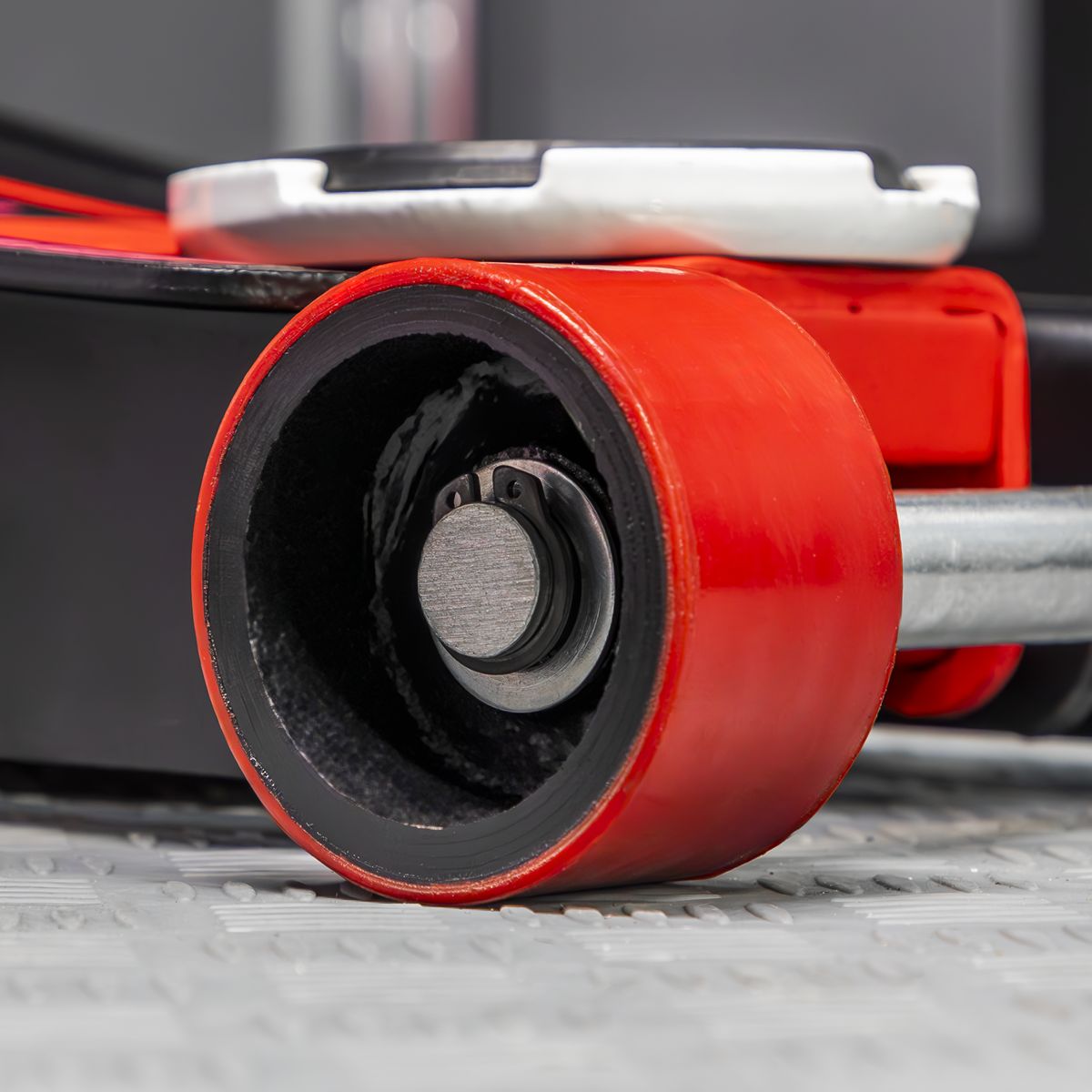 Sealey Premier Low Profile Trolley Jack with Rocket Lift 2.5 Tonne - Image 5