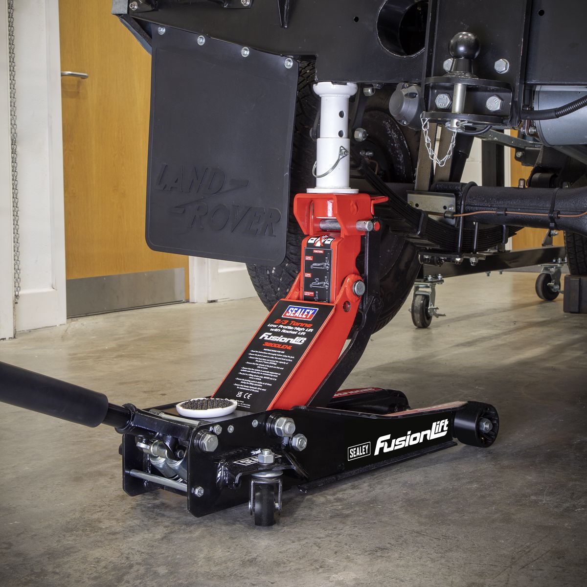 Sealey Low Profile High Lift Trolley Jack with Rocket Lift 2 & 3 Tonne - Image 10