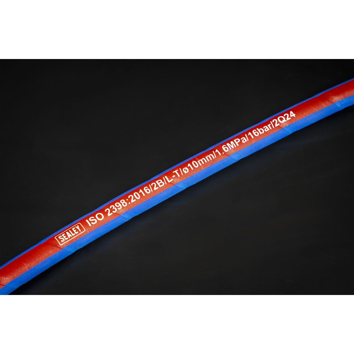Sealey Extra-Heavy-Duty Air Hose with 1/4"BSP Unions 15m x 10mm - Image 4
