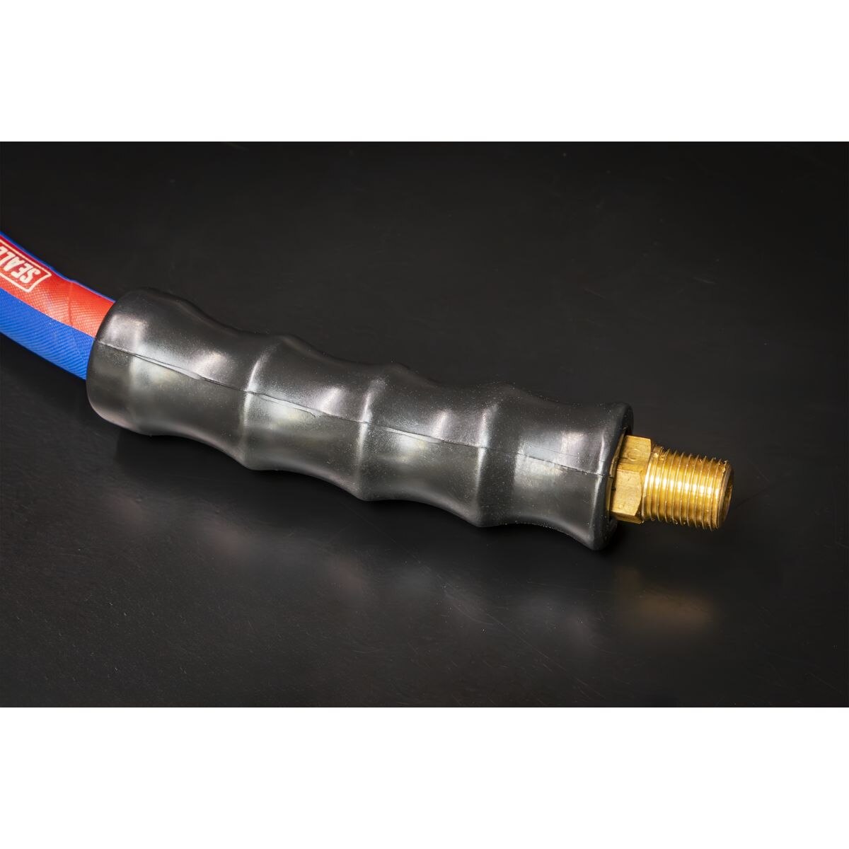 Sealey Extra-Heavy-Duty Air Hose with 1/4"BSP Unions 15m x 10mm - Image 5