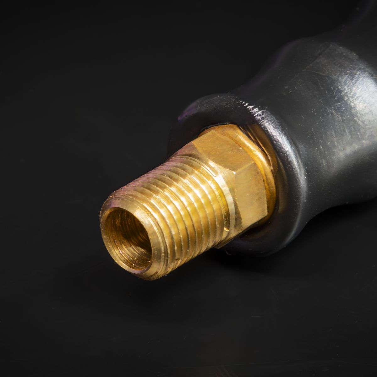 Sealey Extra-Heavy-Duty Air Hose with 1/4"BSP Unions 20m x 8mm - Image 5