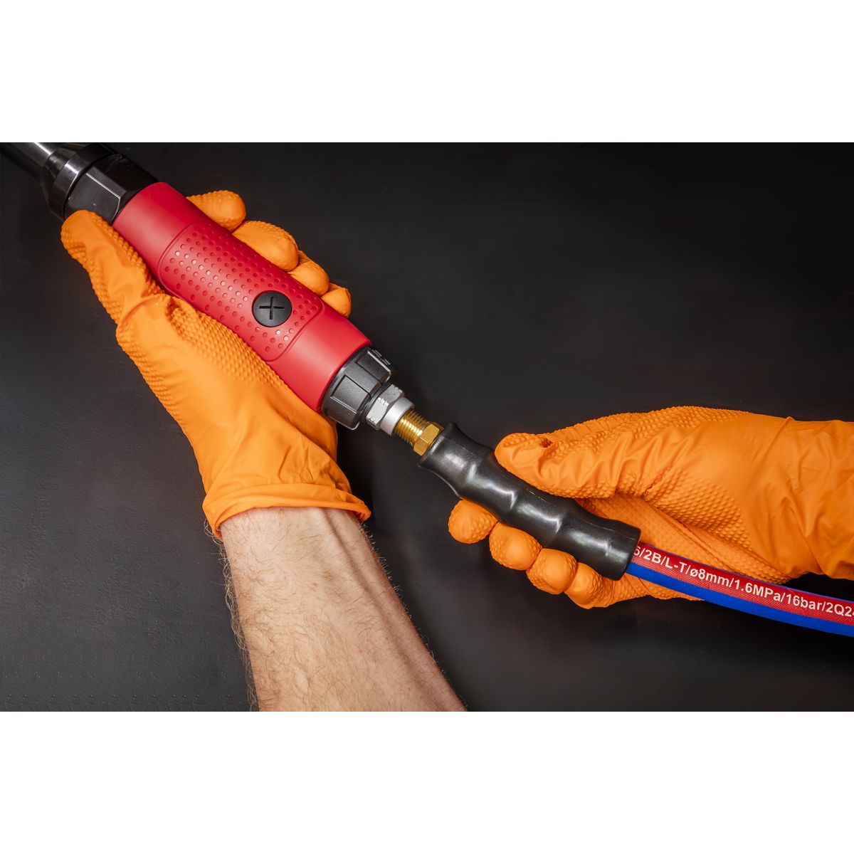 Sealey Extra-Heavy-Duty Air Hose with 1/4"BSP Unions 20m x 8mm - Image 7