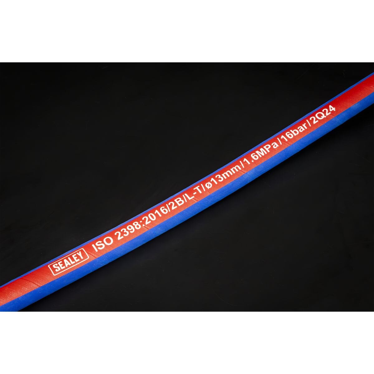 Sealey Extra-Heavy-Duty Air Hose with 1/2"BSP Unions 5m x 13mm - Image 6