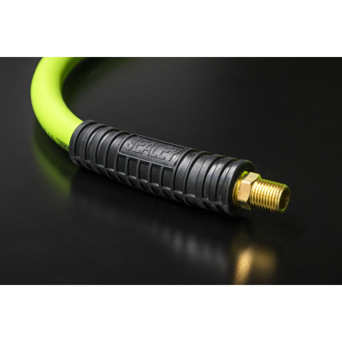 Sealey High-Visibility Hybrid Air Hose with 1/4"BSP Unions 10m x 8mm - Image 4