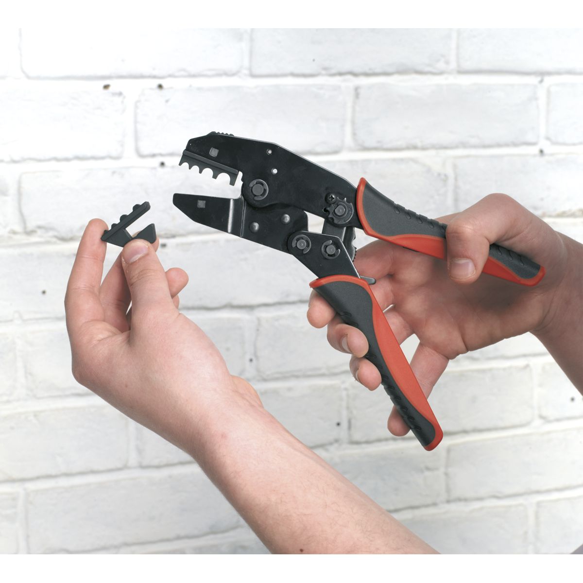 Sealey Ratchet Crimping Tool Interchangeable Jaws - Image 2