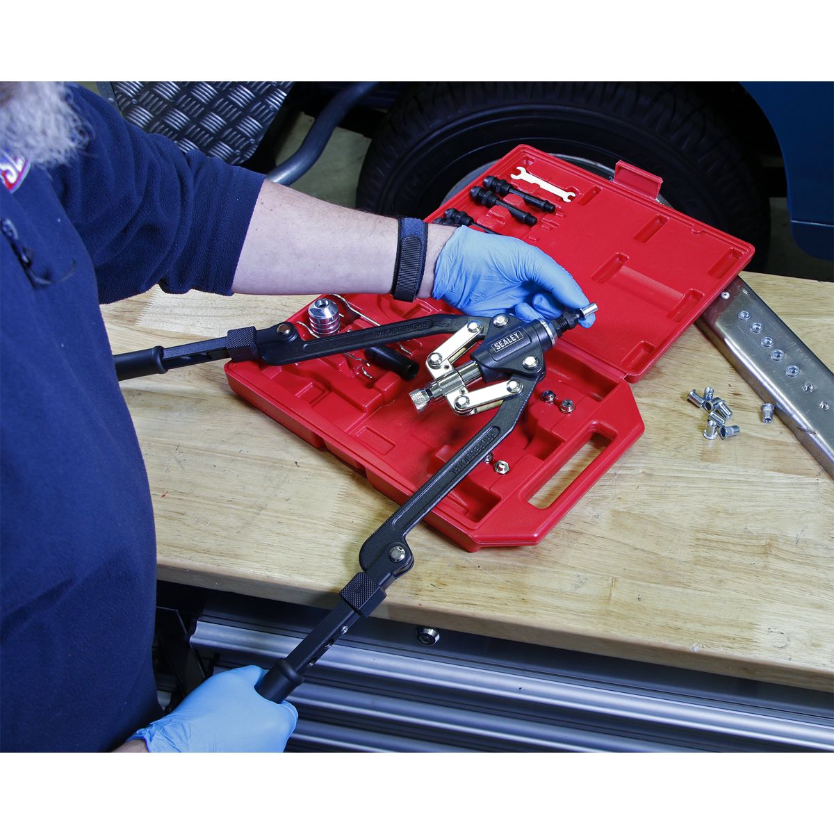 Sealey Rivet & Threaded Nut Rivet Kit - Image 5
