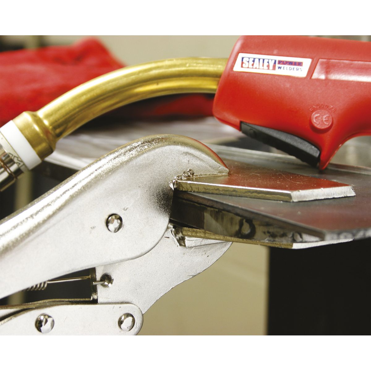 Sealey Premier C-Clamp & Welding Clamp Set 3pc - Image 3