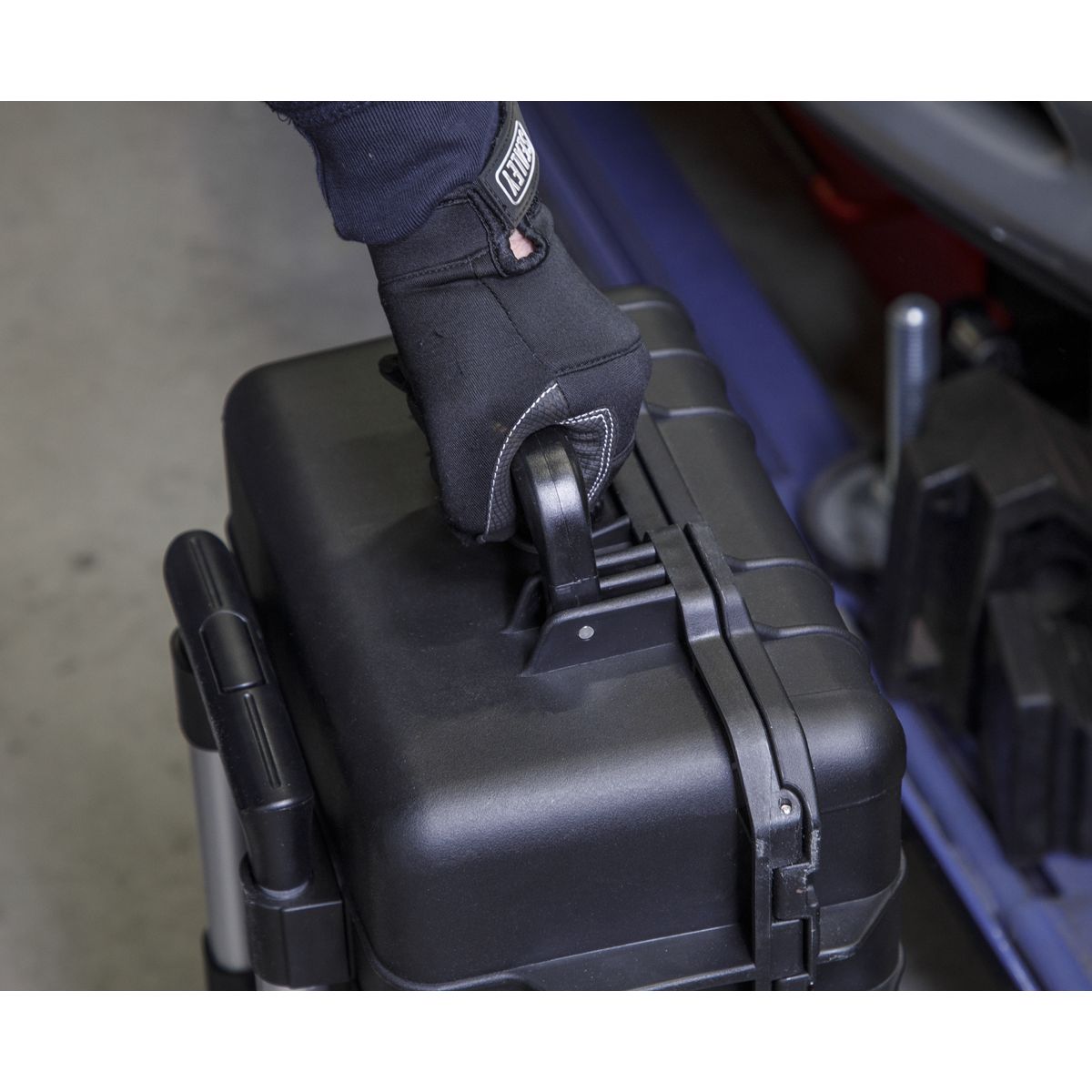 Sealey Premier Insulated Tool Kit 3/8"Sq Drive 1000V 50pc - Image 6