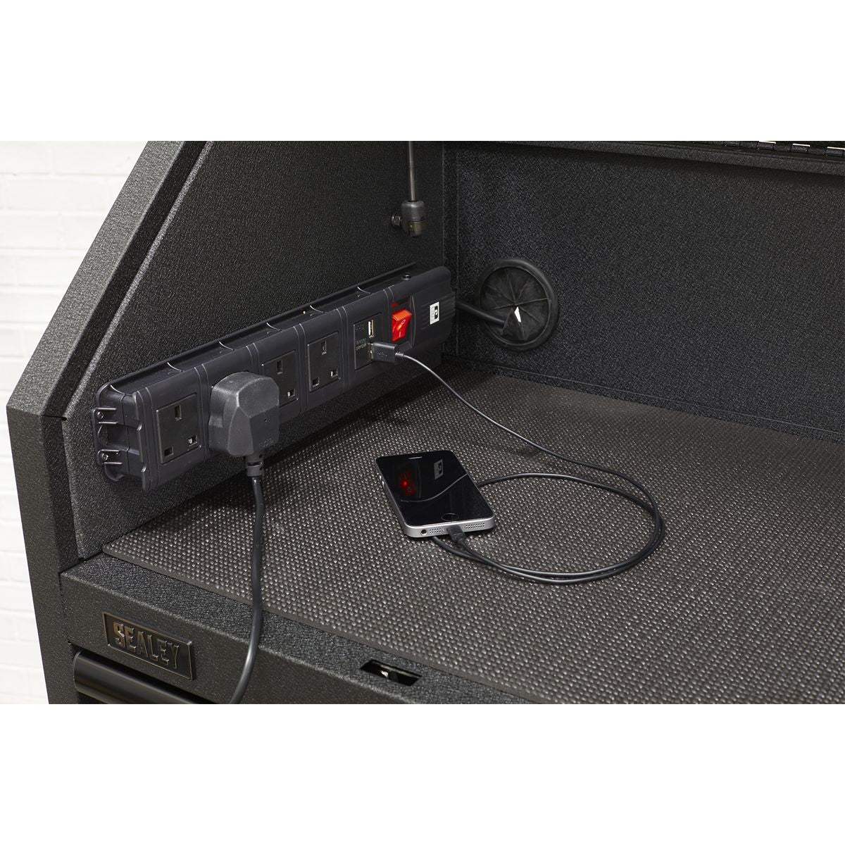 Sealey Superline PRO Black Edition Topchest with 4 Soft Close Drawers & Power Strip 660mm - Image 7